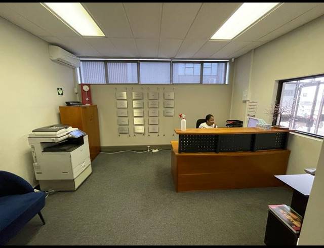 BUSINESS PROPERTY TO RENT IN ROOIHUISKRAAL